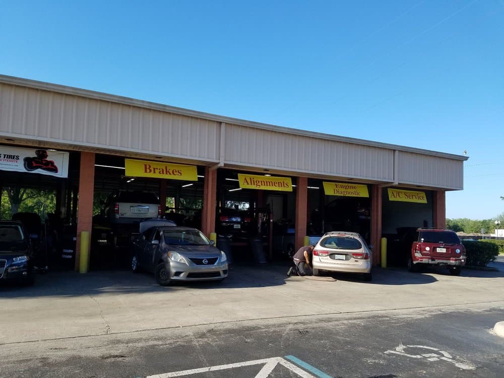 Riker's Automotive & Tire