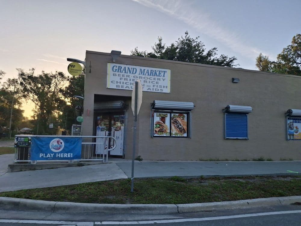 G W Corner Market