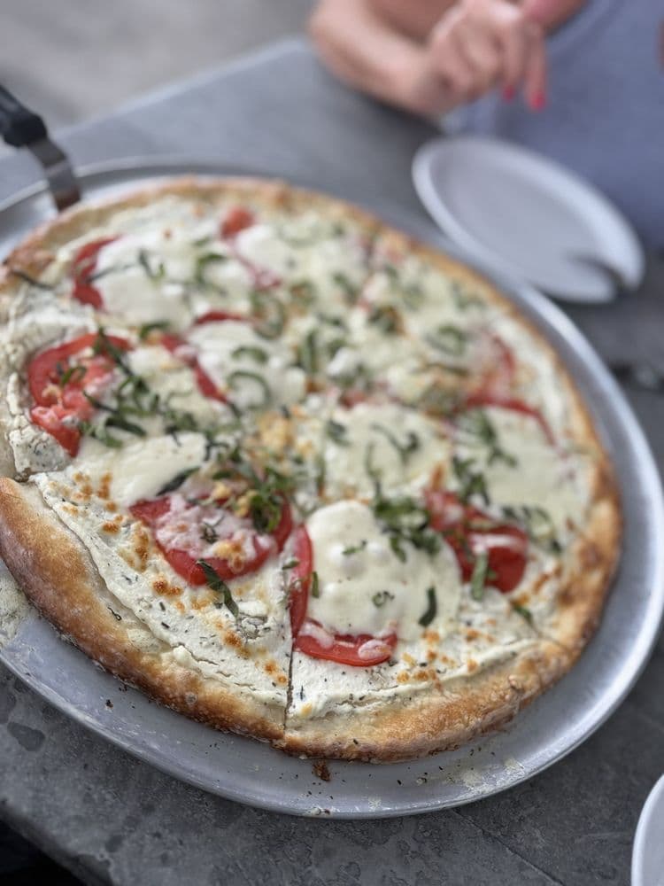 LaMattina Trattoria & Pizza Bar