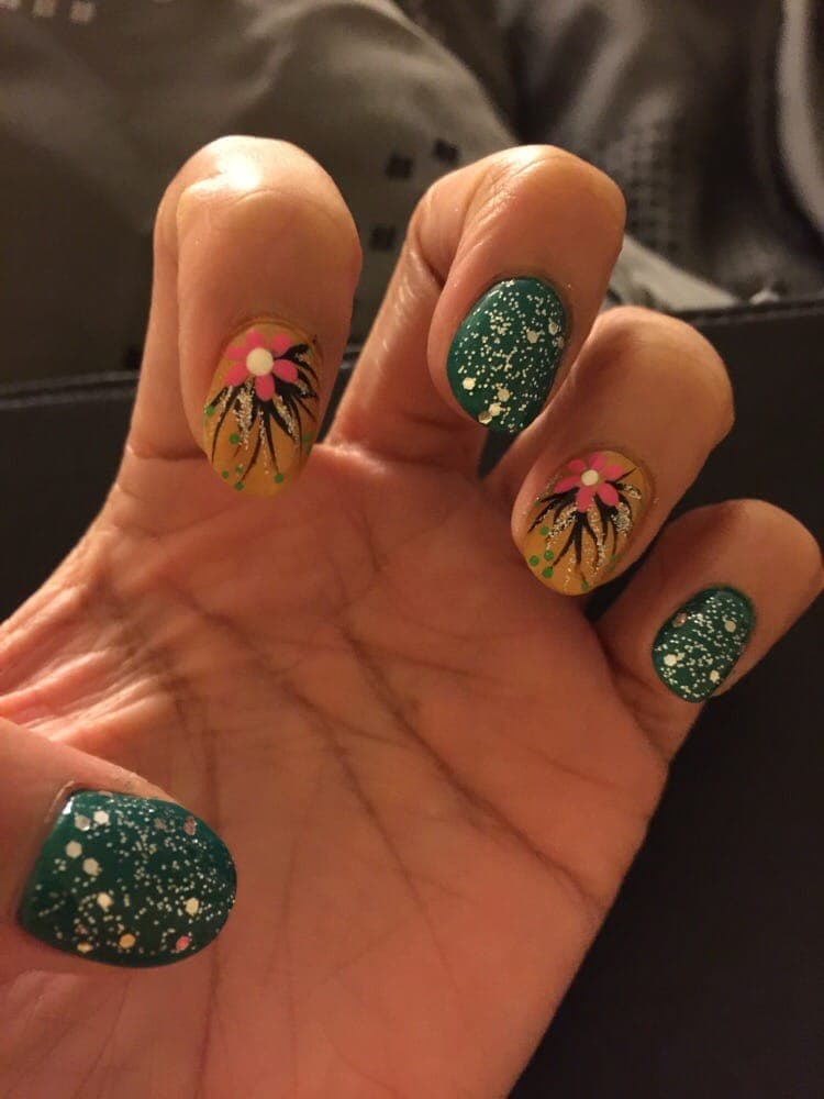 Nail Zone
