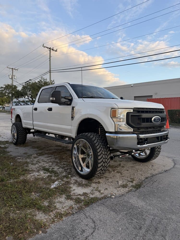 Champion 4x4