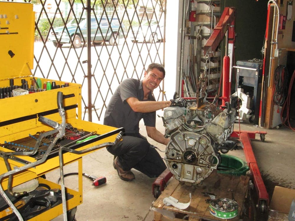 Longwood Motors-Land Rover Service and Repair