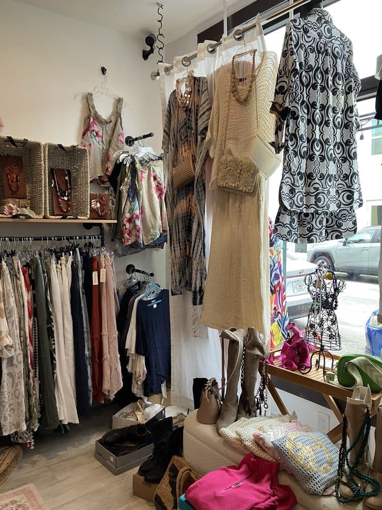 Carrielle's Closet