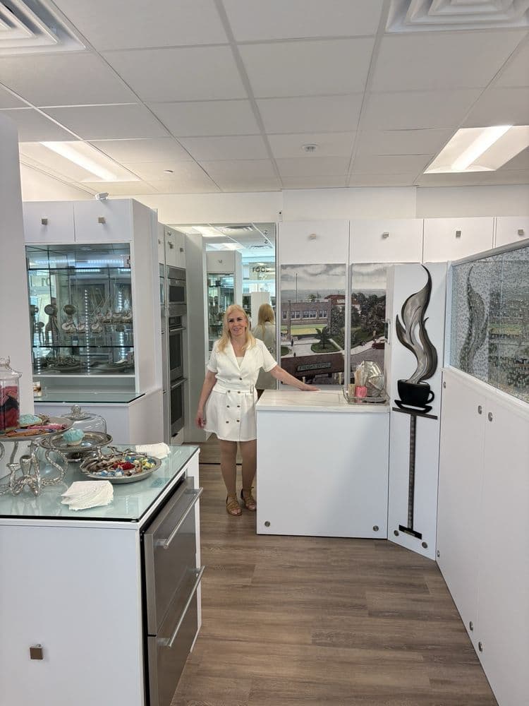 Kay’s Takeaways & Café