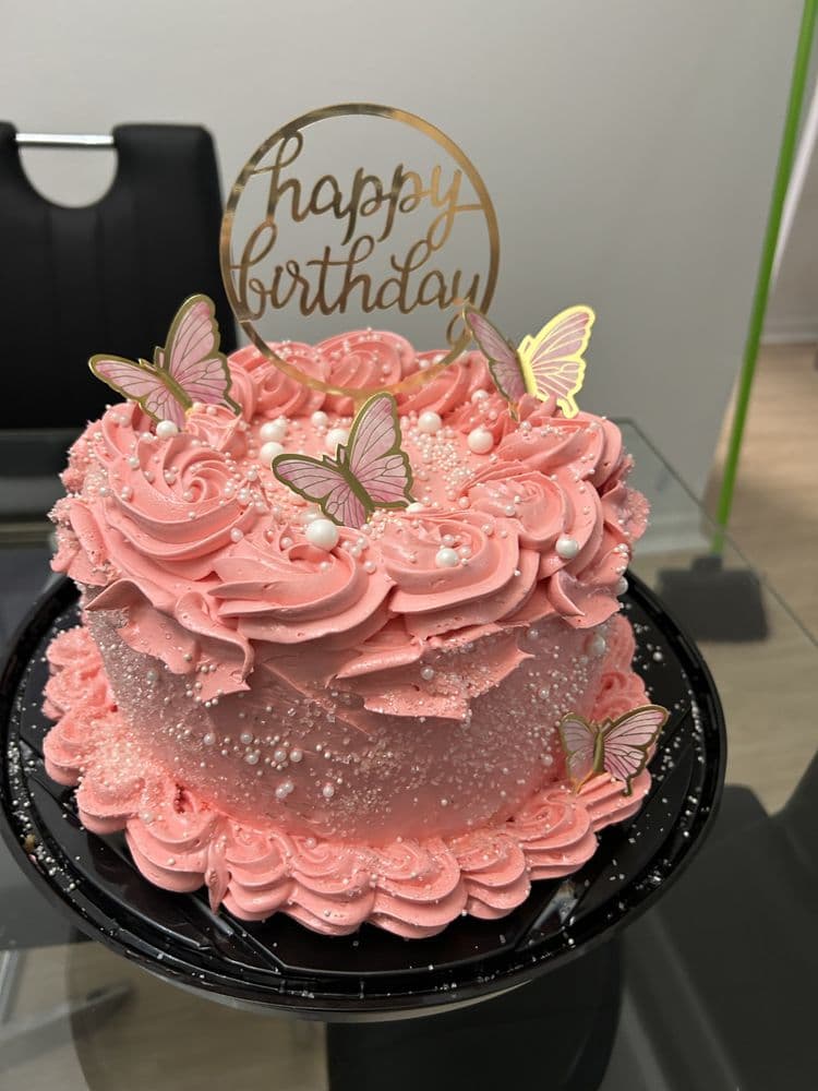 Mae’s Bakery