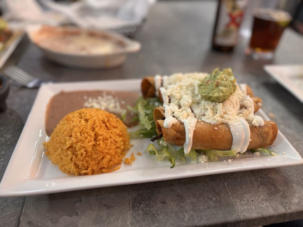 El Molcajete Mexican Restaurant