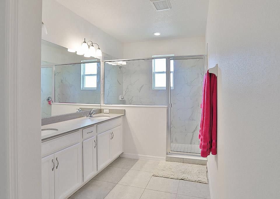 Lenox Millennial Cleaning
