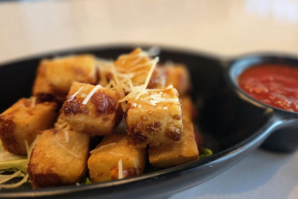 Dicks Wings And Grill