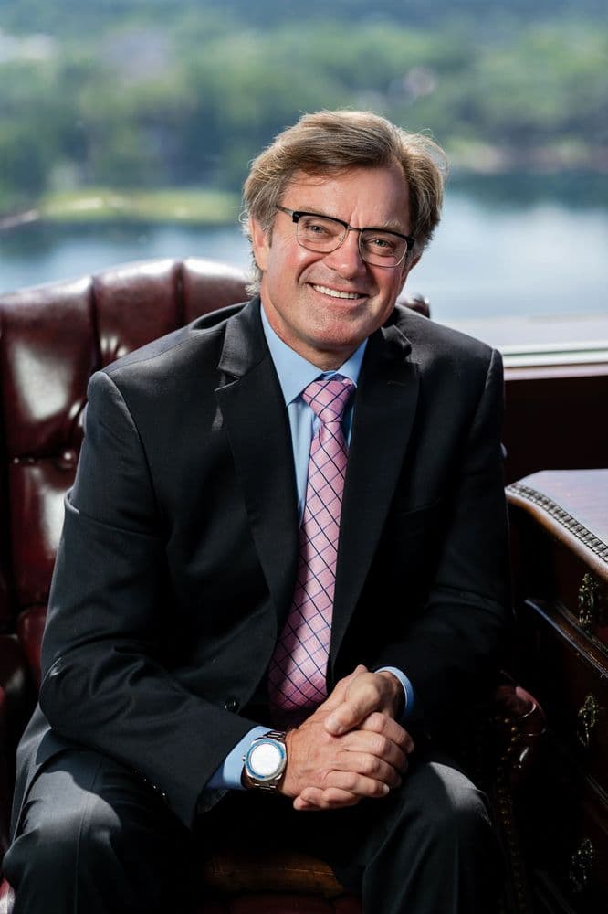 Dan Eckhart