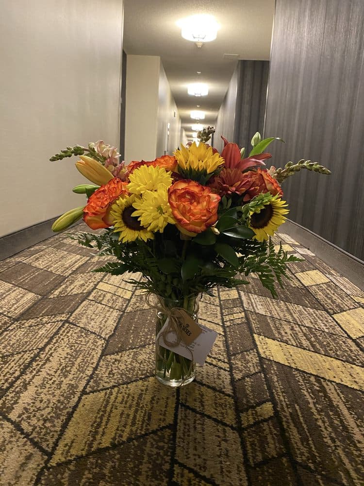 Box Roses Florist