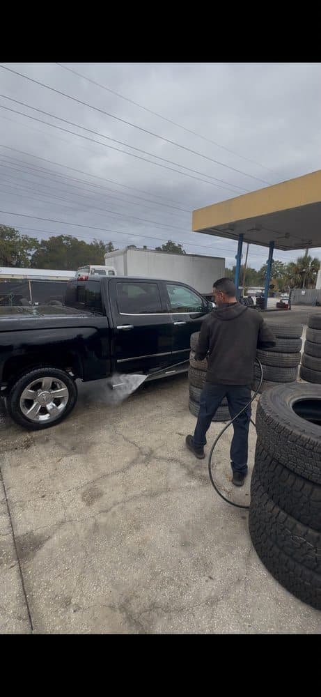 Tires R Us