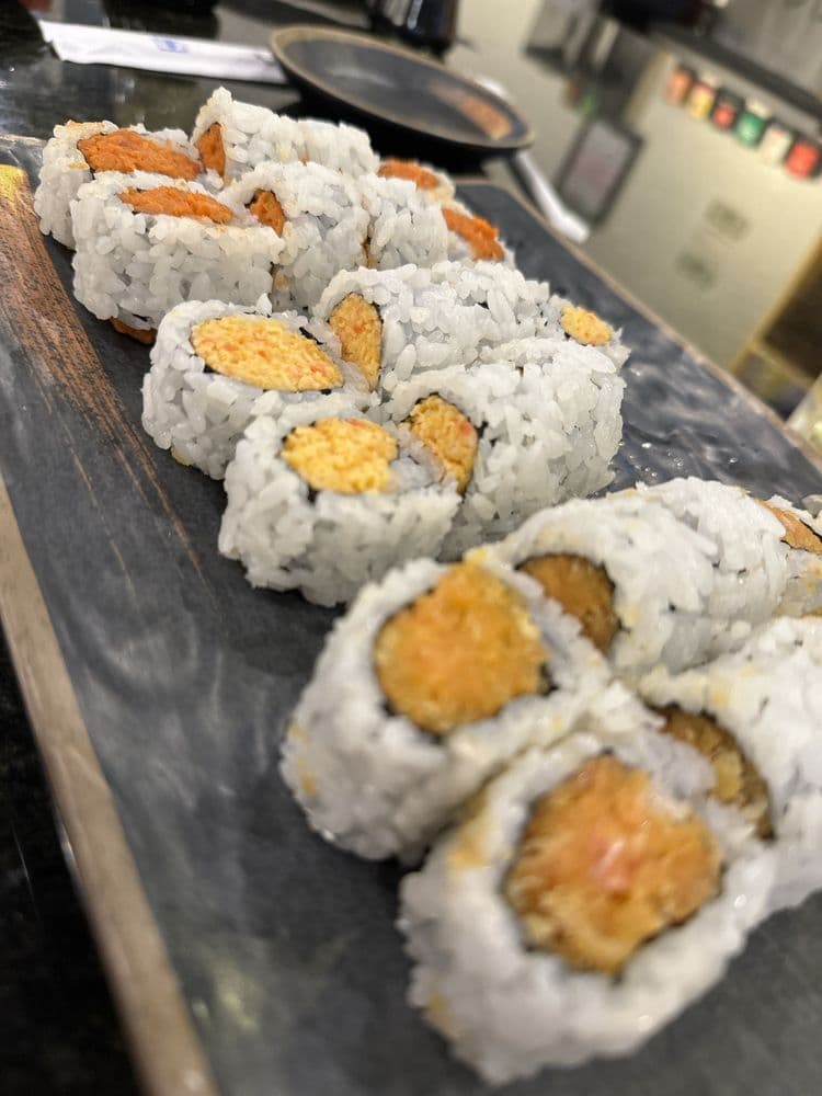Sushi Hut Grill & Bar