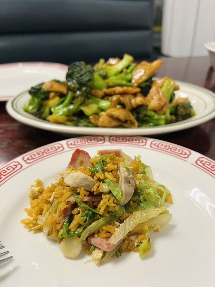 La Estrella Chinese Restaurant