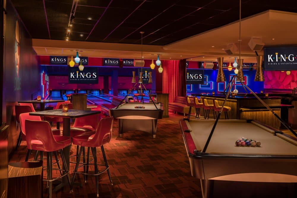 Kings Dining & Entertainment - Doral