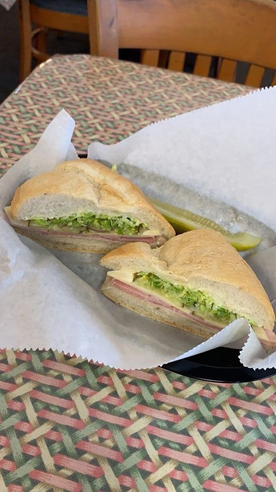 Barrow's Gourmet Deli