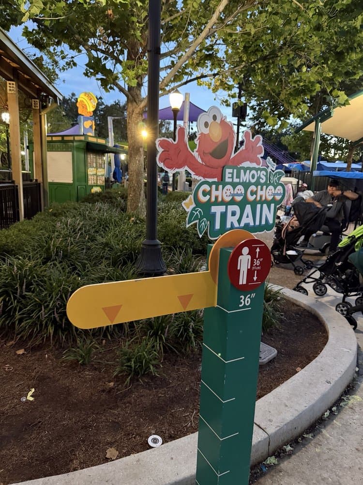 Elmo’s Choo Choo Train