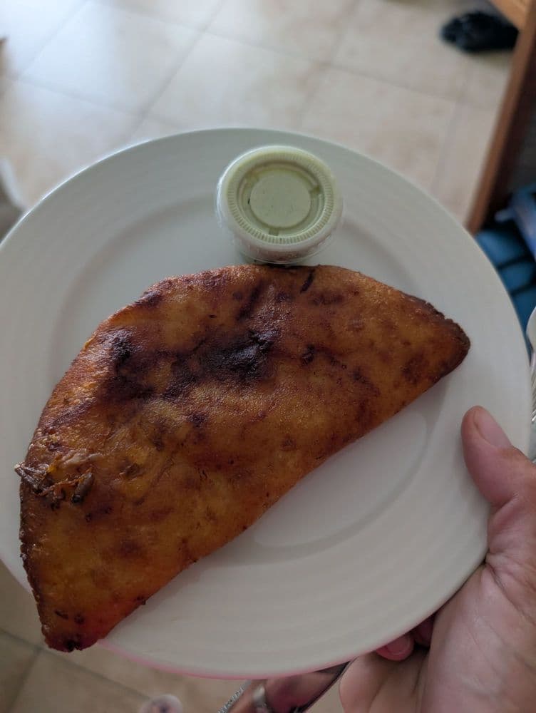 Dulce Tropical Restaurant & Cafe