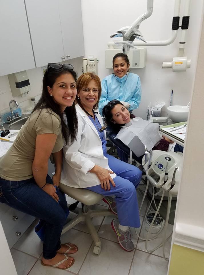 A Helena Jimenez، DDS