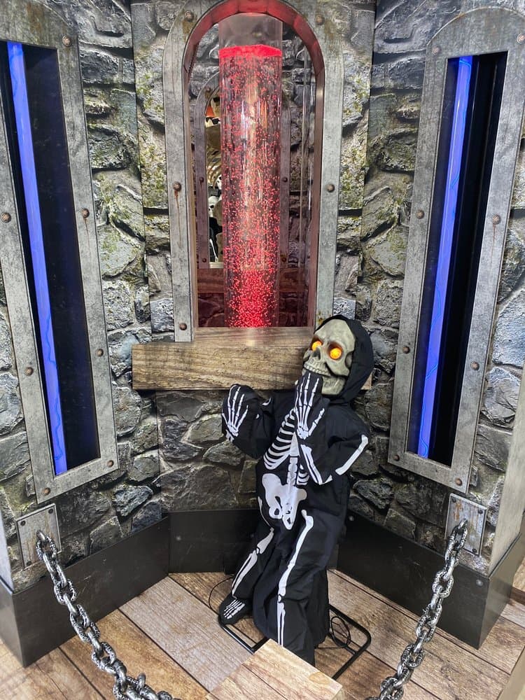 Spirit Halloween