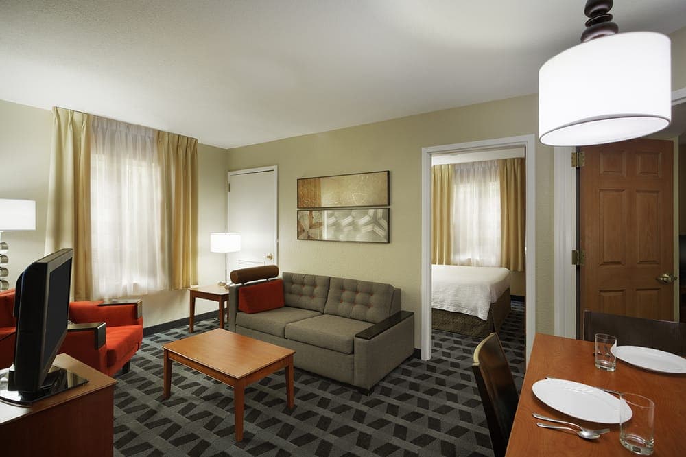 TownePlace Suites Tampa North/I-75 Fletcher