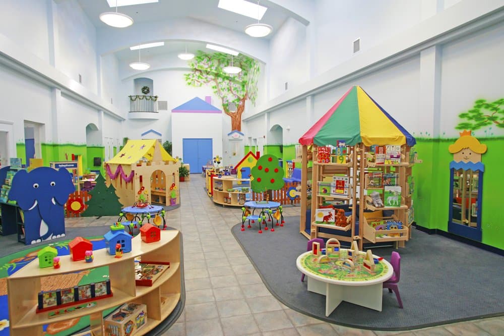 Creative World School - Oviedo