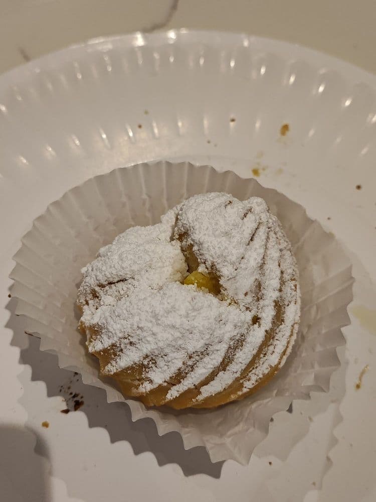 Almendrares Pastry