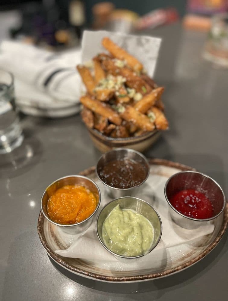 The Drake Kitchen & Bar