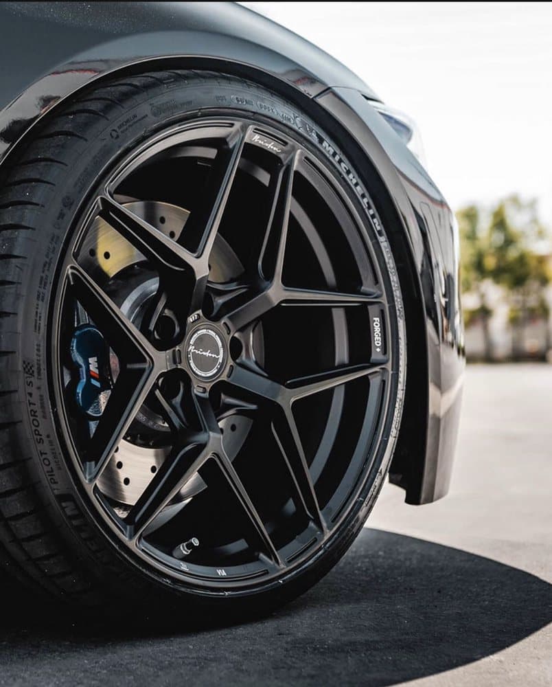 Insiders Custom Wheels, Tires & Air Suspension