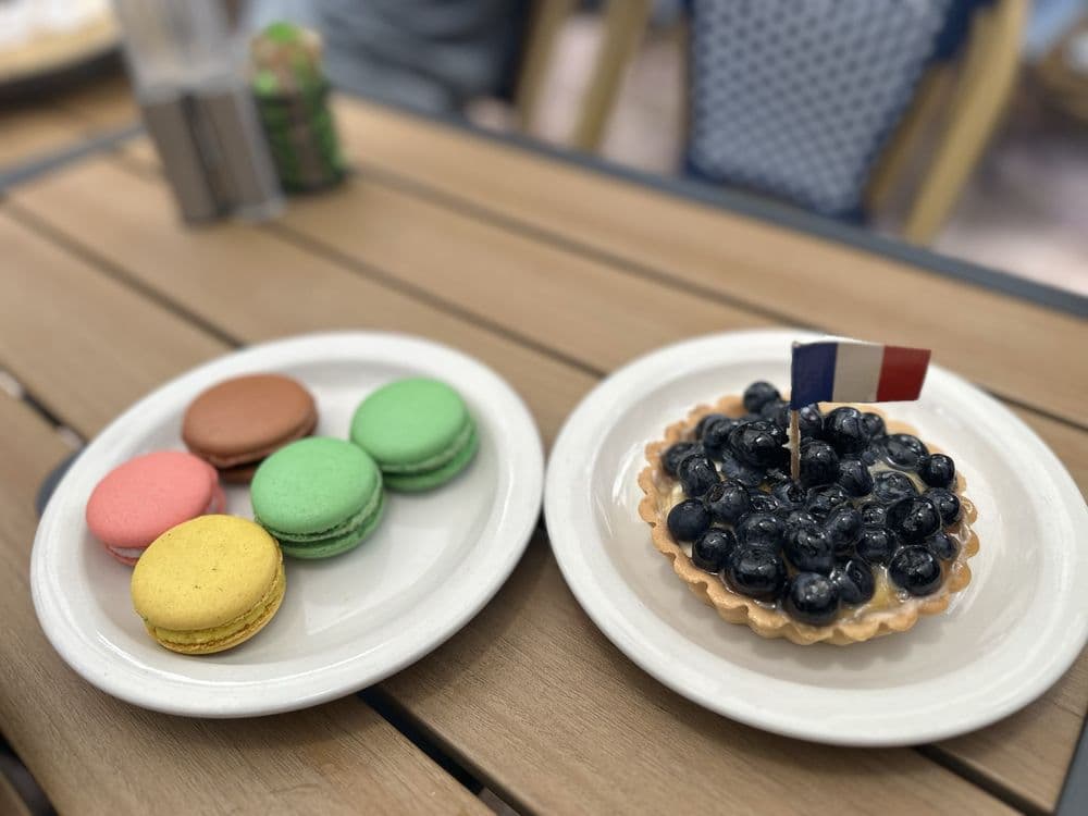 Vincent's French Bakery