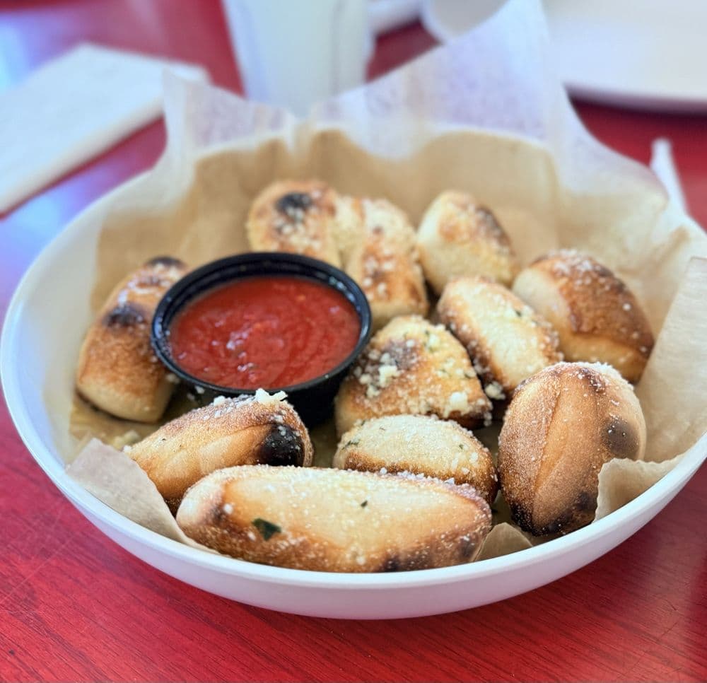 Flippers Pizza