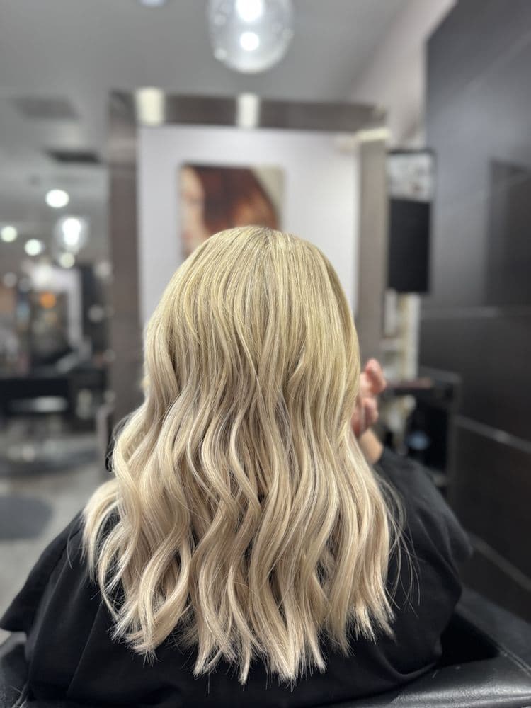 AVEDA Hyde Park Village | Salon Norrell