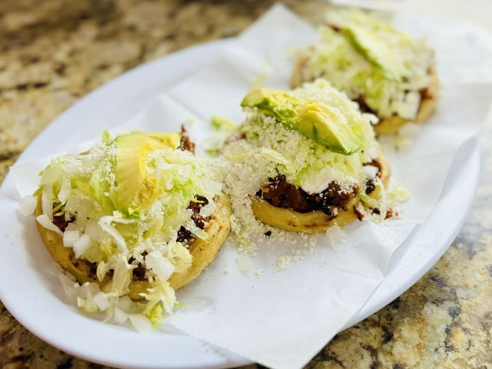 Antojitos Esmeralda