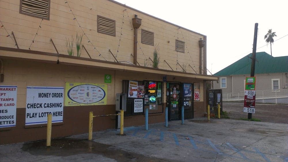Bud's Supermarket