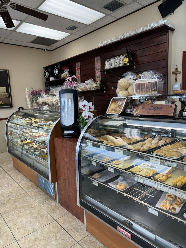 Reinicio Bakery