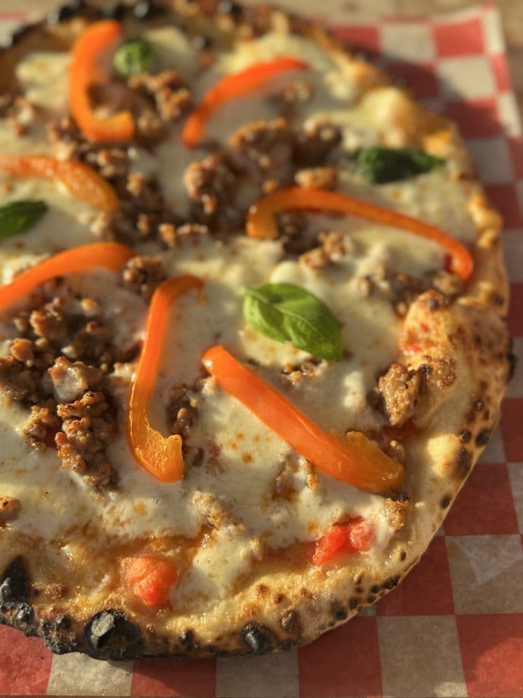 Belle's Pizza Kitchen