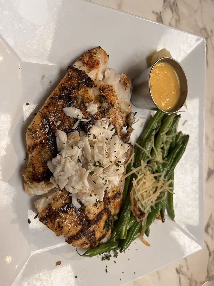 Luc’s Seafood & Grill