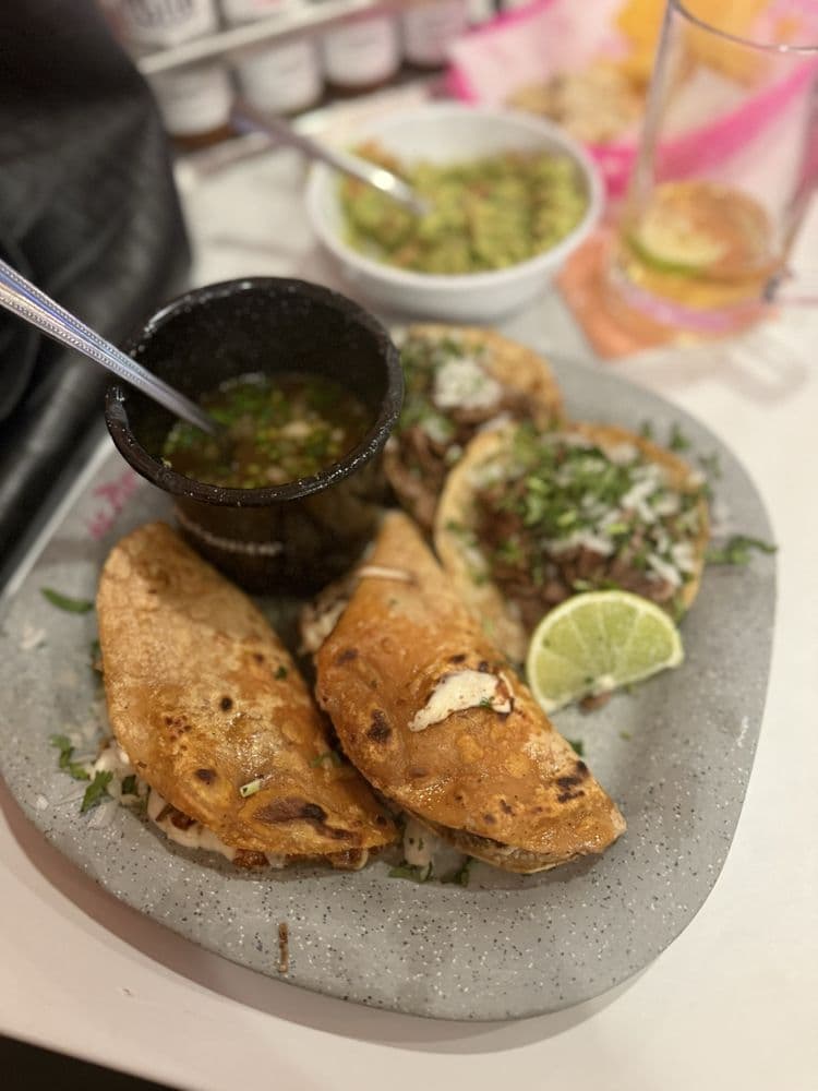 Tacos & Cantina La Potranca