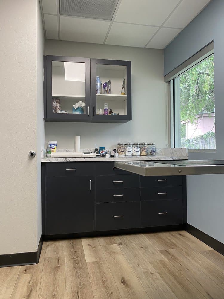 Heights Veterinary Clinic