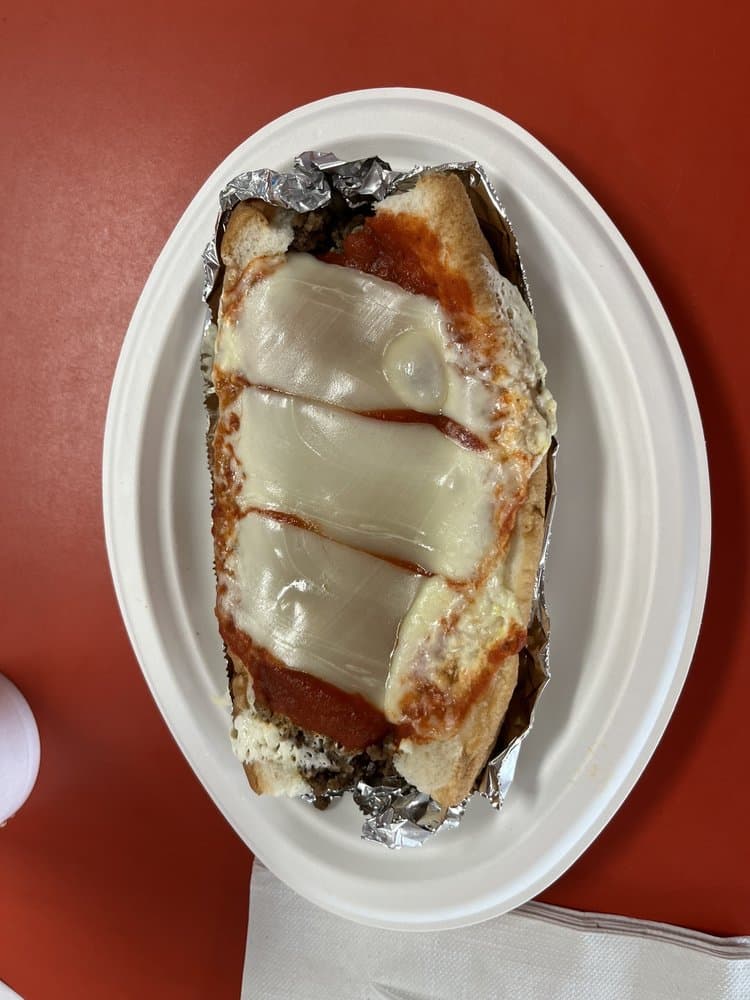 Lubi’s hot subs