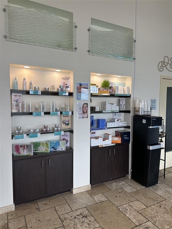 Hand & Stone Massage and Facial Spa