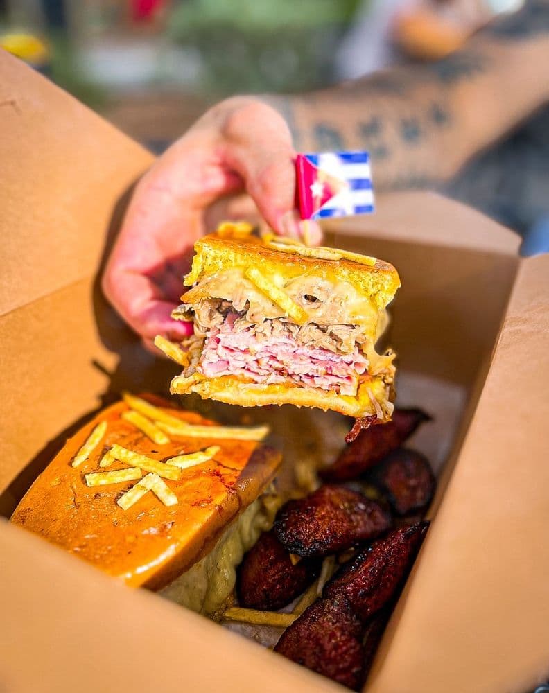 Cubans On Wheels