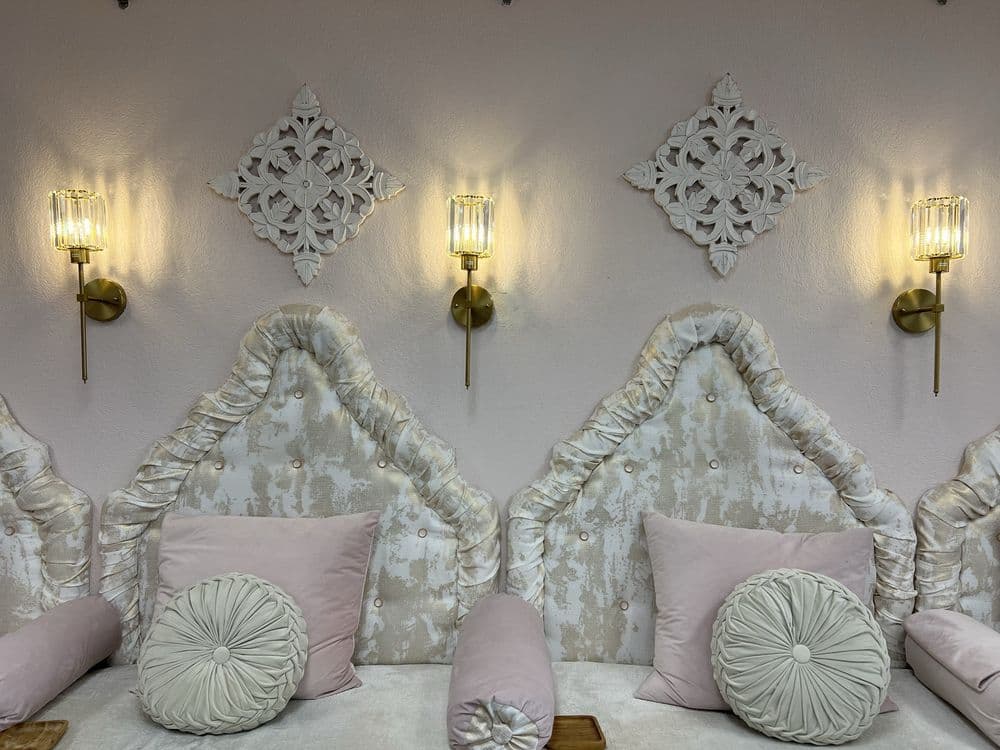 Xclusive Nail Bar and Spa