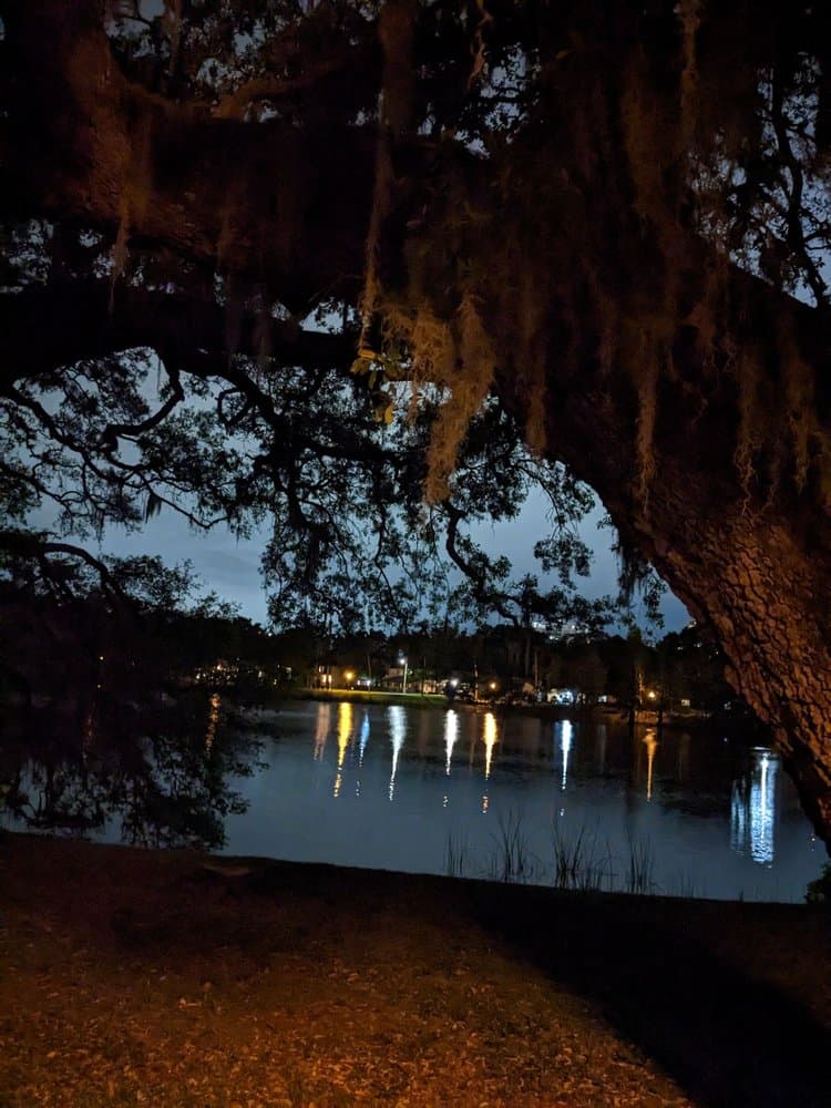 Lake Lawsona Park