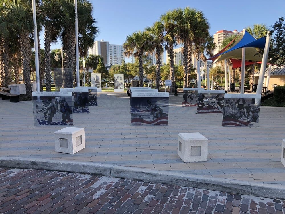 Heroes Plaza