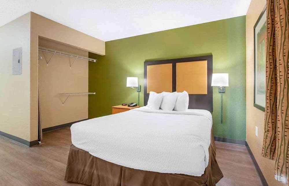 Extended Stay America - Jacksonville - Baymeadows