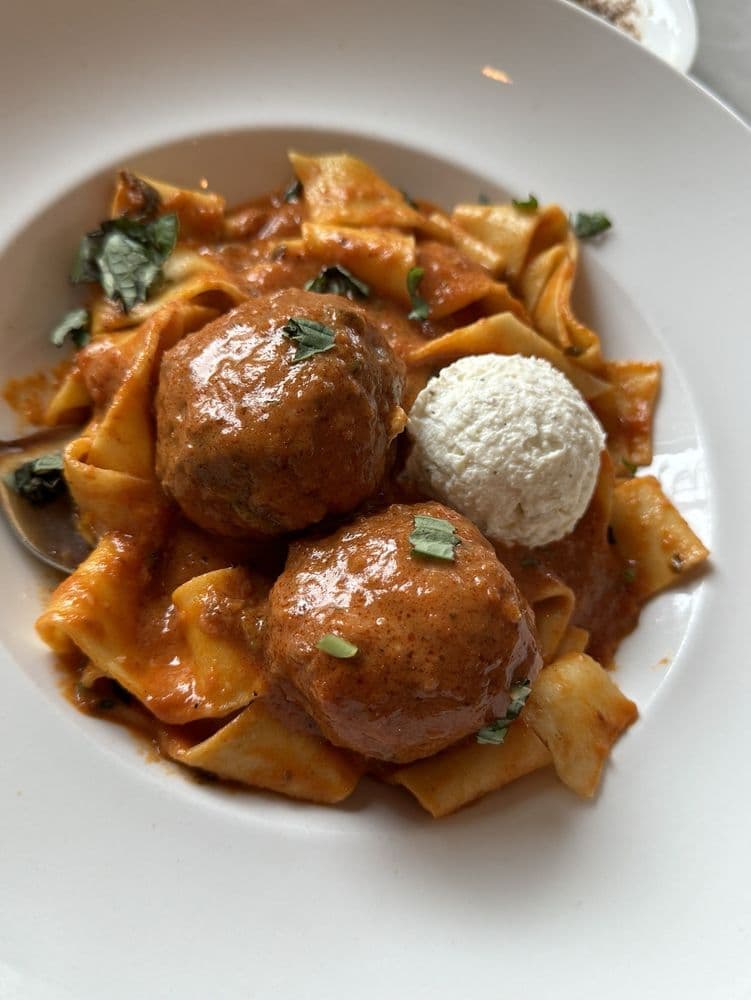 Lynora's Italian Restaurant