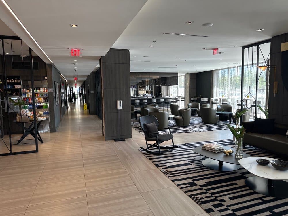 AC Hotel by Marriott Miami Airport West/Doral
