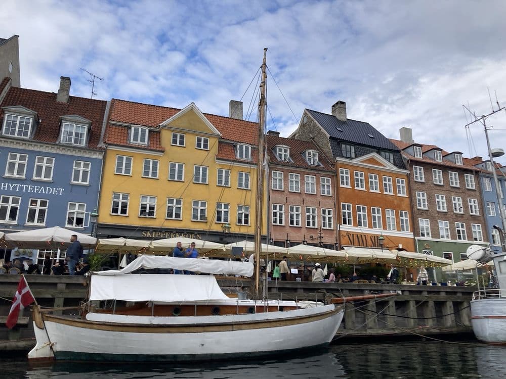 Momentum Tours & Travel
