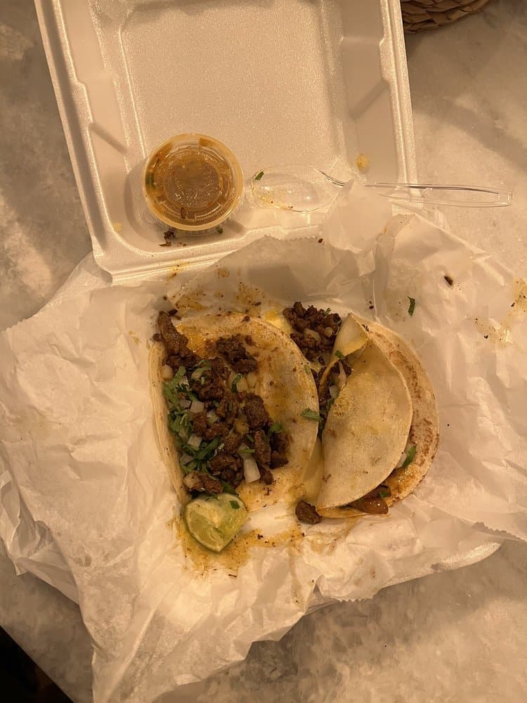 Lolis Tacos - Hillsborough