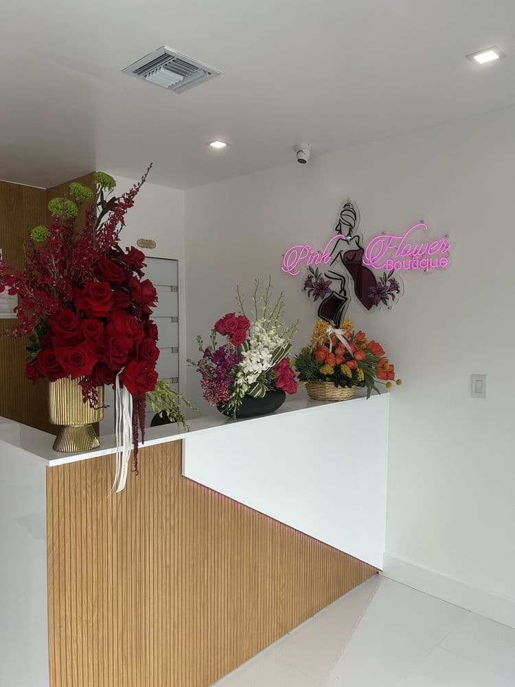 Pink Flower Boutique
